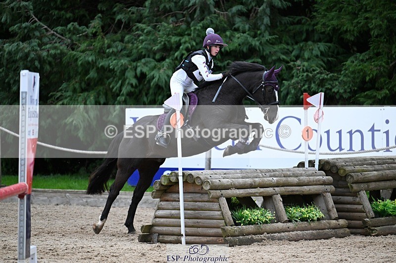 241117-144514-04704 - Cls 3 90-95cm 14.00 to 15.00