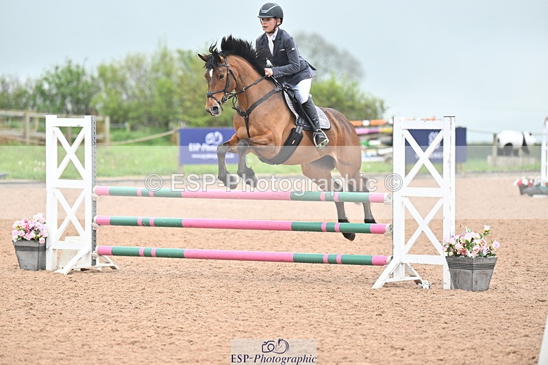 240505A-112853-04871 - Cls 3  Pony Discovery & 90cm Open