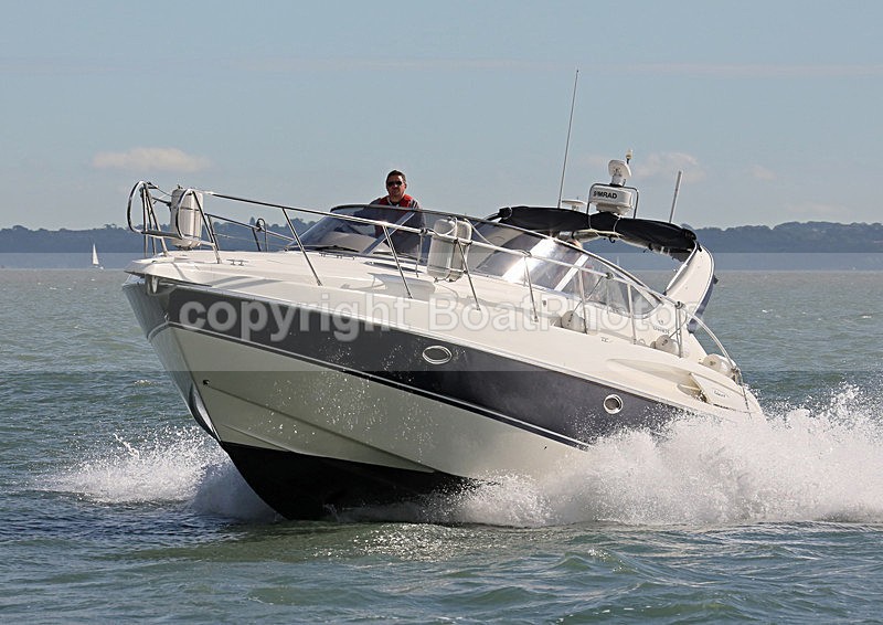 131006 PAWS 4 THOUGHT CRANCHI ENDURANCE 39 WT7A6097 - Motorboats - Open