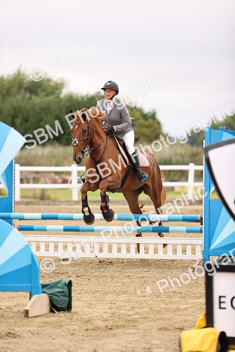 SBM_024346 - Class 8 - Clear Round