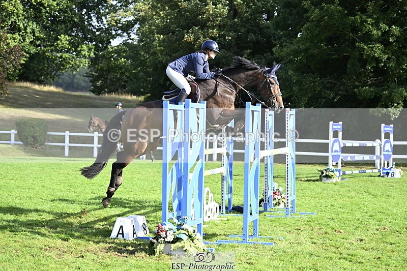 250831A-091229-09159 - Cls 34 Snr Foxhunter