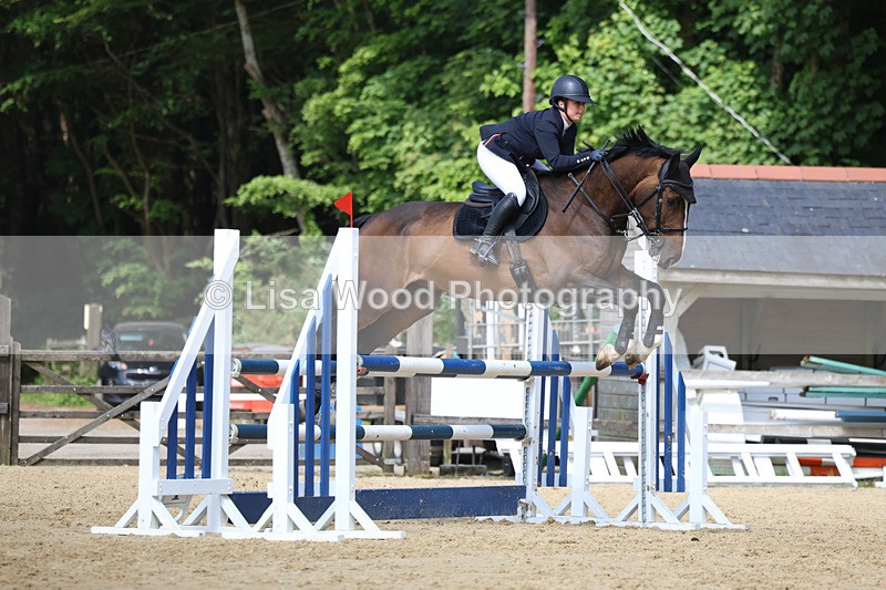 3E7A1210 - Class 14: Senior 1.15m Open