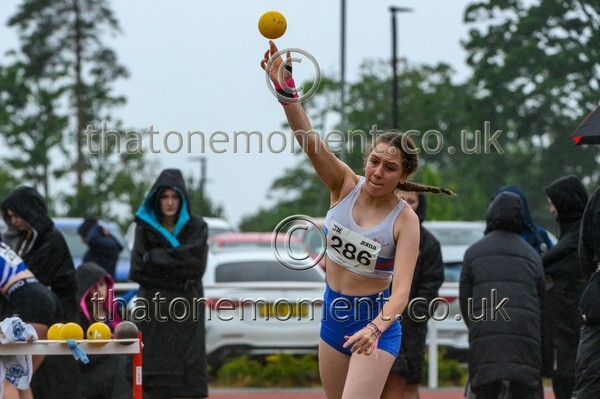 ComMast25-920901 - Field Female Set Two