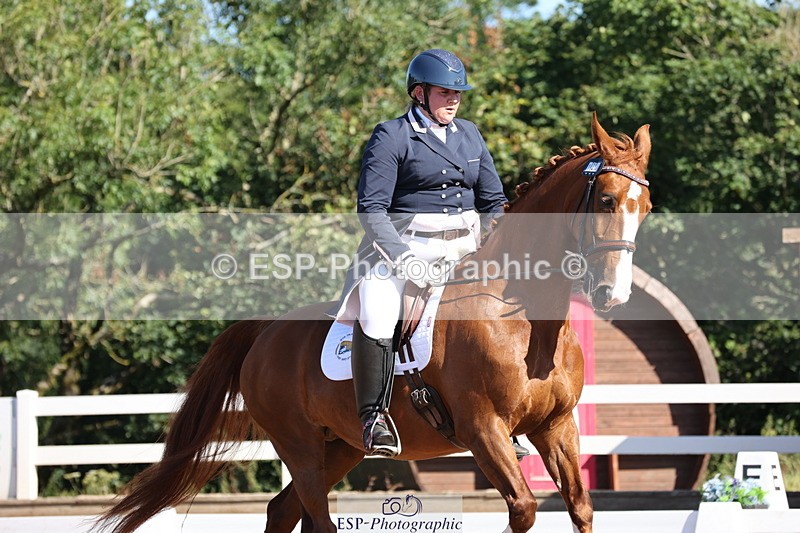 240816A-100347-02810 - 120-Camilla.Stevens-Angelica