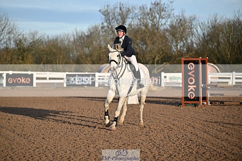 251126-090502-00008 - Cls 0 + 1, Clear Round, British Novice and 90cm