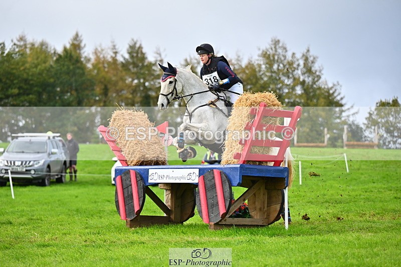 251025A-093747-16288 - D-318-Caroline.Allan