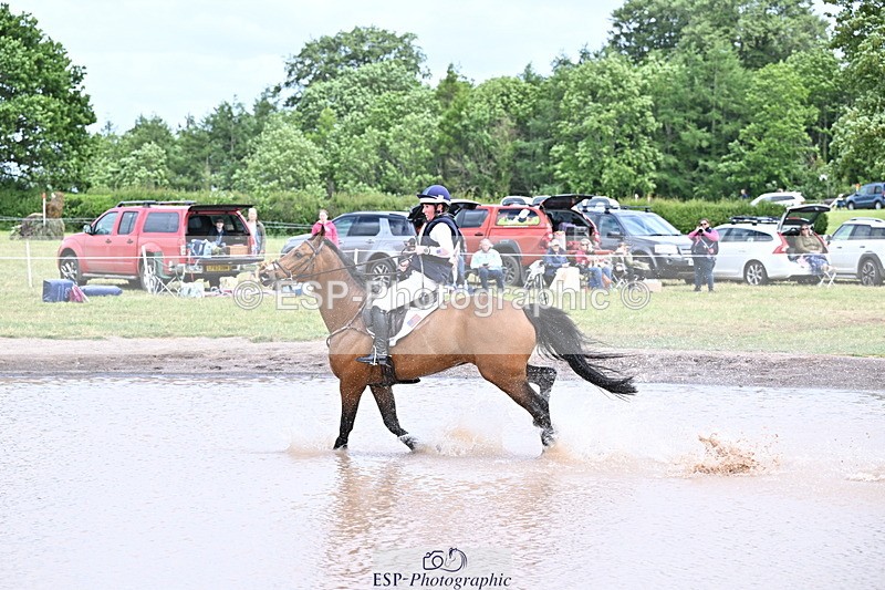 250525A-143236-16509 - D-460-Jenny.Caras-SOMMERSBY