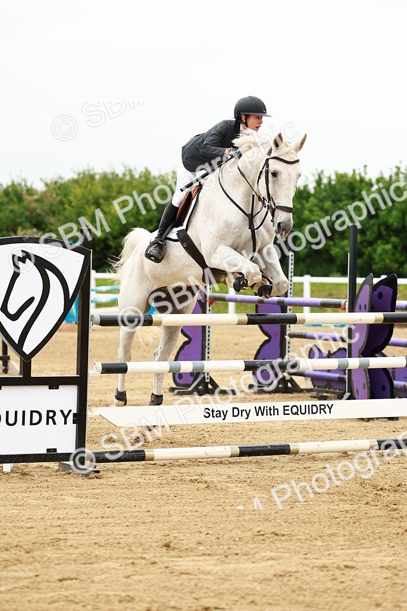 SBM_001104 - Class 5 - Senior Foxhunters - 1.20m