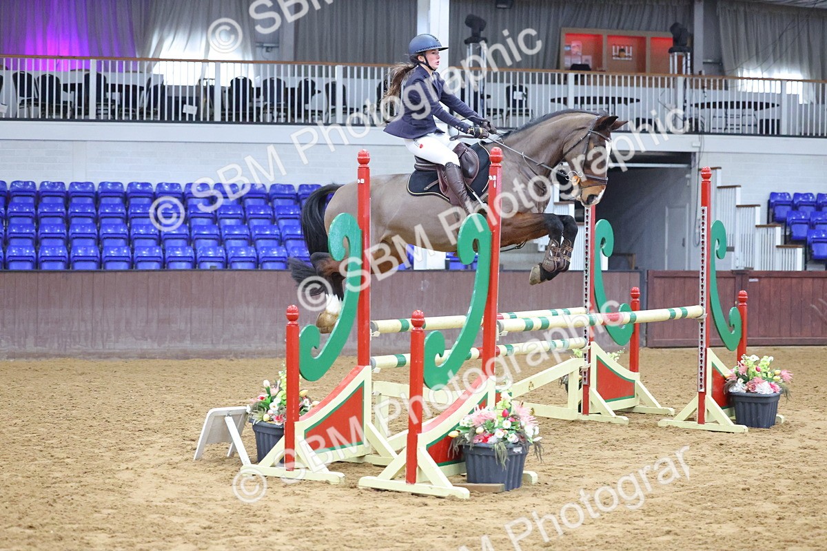 SBM_008397 - Class 21 - Nupafeed Supplements Senior Discovery/ 1m Open - First Round (1.00m)