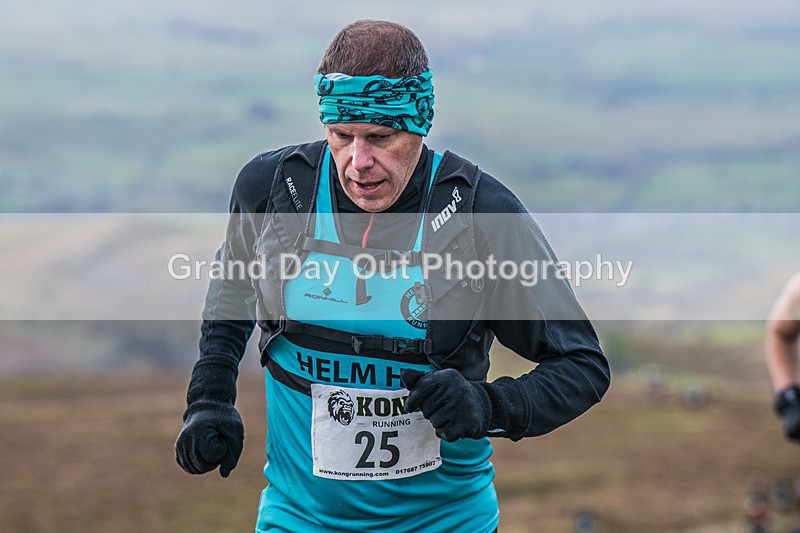 Nine Standards-188 - Nine Standards Fell Race Thursday 1st January 2026