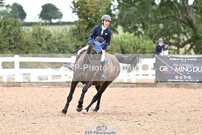 250820B-124821-00612 - Cls 4 Newcomers and 1.10m Open