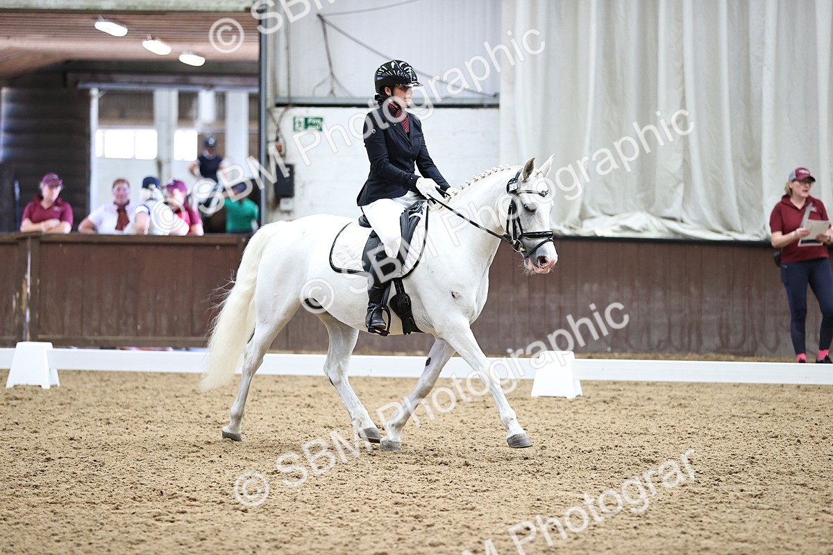 SBM_001986 - Novice 4 - 11.15-13.22