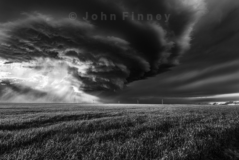 Sunlight through a storm - Extraordinary Black-and-white Photographs