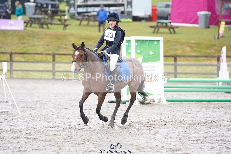 240824X-091258-20608 - 70cm Round 1 8.30 to 9.30