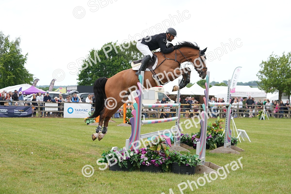 SBM_06403 - Class 202 - National 1.40m Open