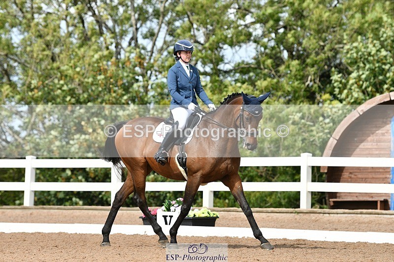 250906-124210-02773 - 087-Lauren.LanikSew.N.Sew