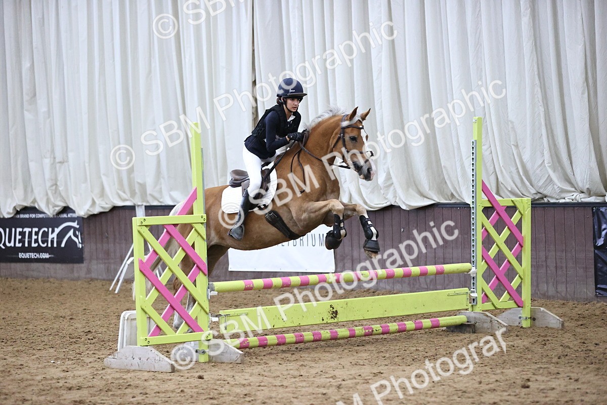 SBM_001868 - Class 5 - Henlow Veterinary Hospital 70cm