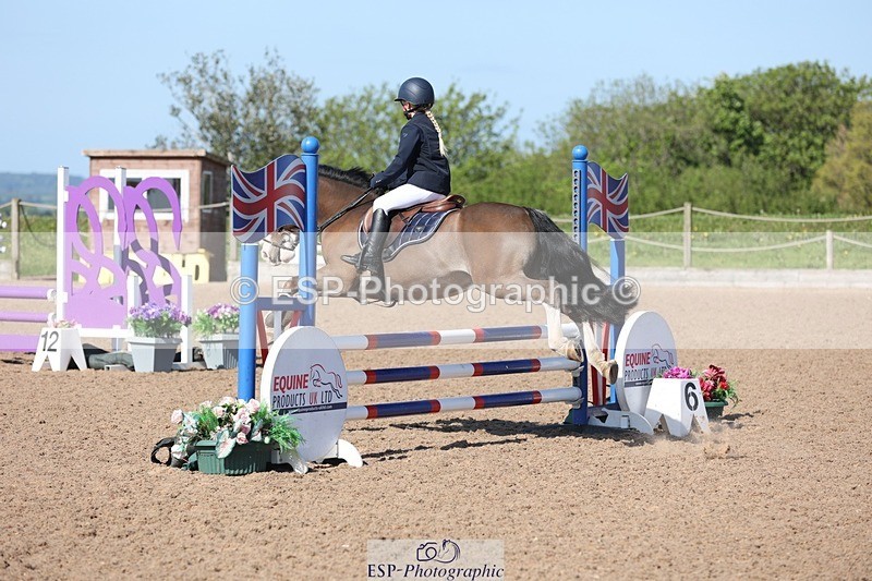 250504-100516-01840 - Cls 1 Pony Intro 70cm