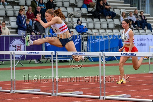 Nat26SUN-914094 - Track Female