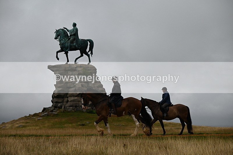 DSC_2017 - Time at Statue 12:13 to 12:32