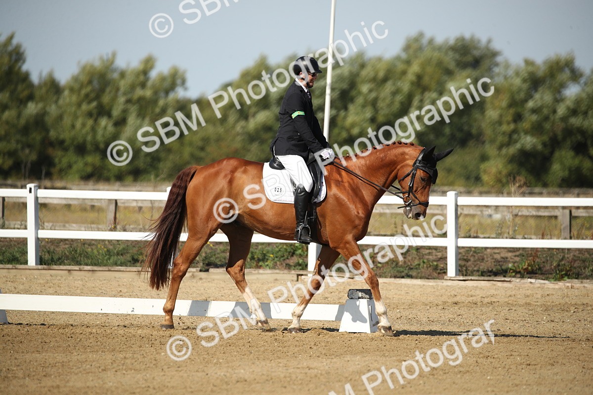 SBM_004094 - Class 11 - Novice 5 - 10.24-11.20