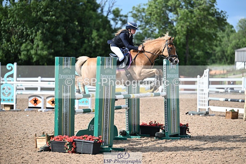 260627-173755-05795 - Cls 27 Foxhunter and 1.10m
