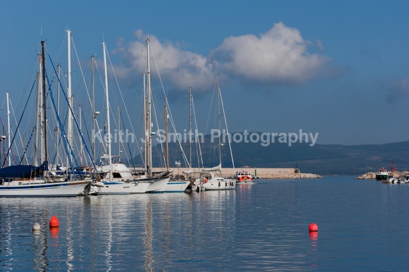 YR6M8320 (RM) - Worldwide