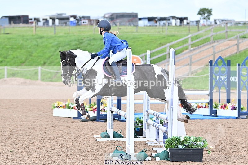 240628A-162655-01472 - Cls 5 Stepping Stones 128cm + 138cm