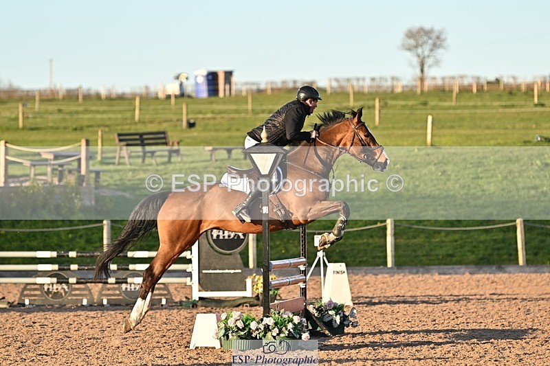 250401-185648-00841 - 90cm Classes