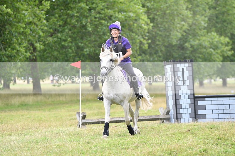 WJ5_2158 - Time at Jump 13:04 to 14:02