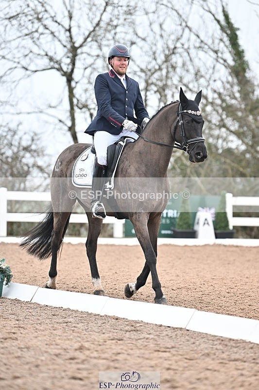 250216-101556-04587 - 213-Martyn.Humphrey-Isabeau.May