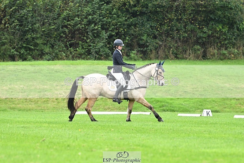 241024-102254-03003 - 409-Chloe.Dunn-TOWERHILL.SHAMIE