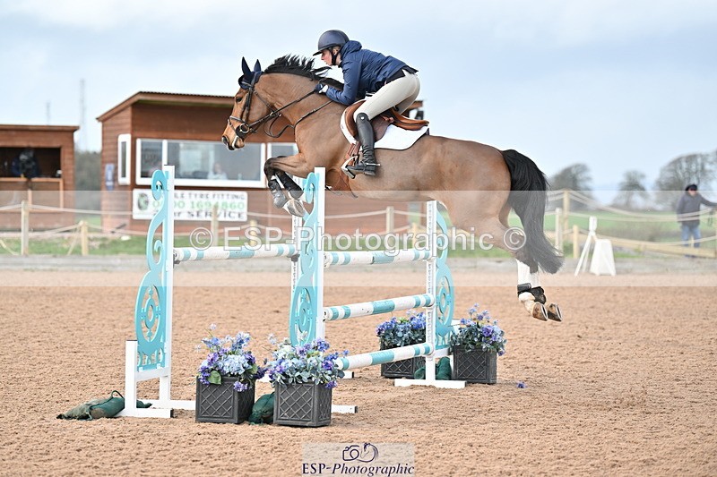 240315A-125117-01050 - Cls 3 Snr Foxhunter