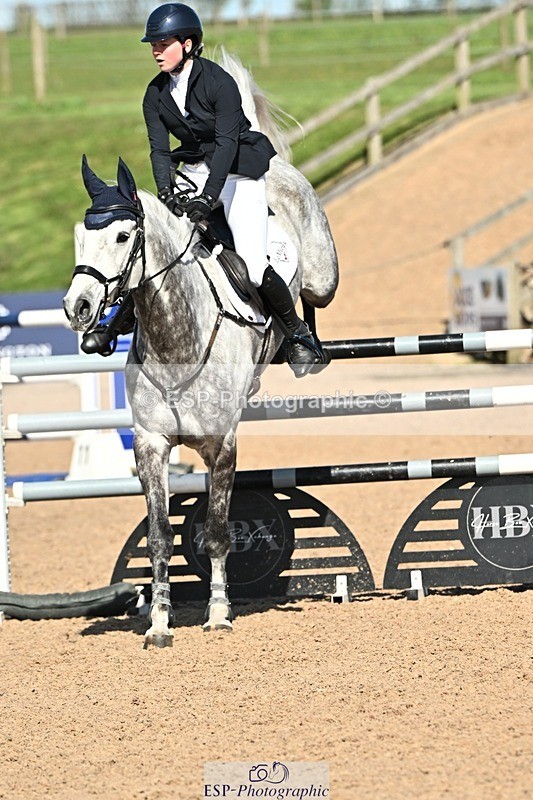 250416-153522-01803 - Cls 6 Foxhunter and 1.20m