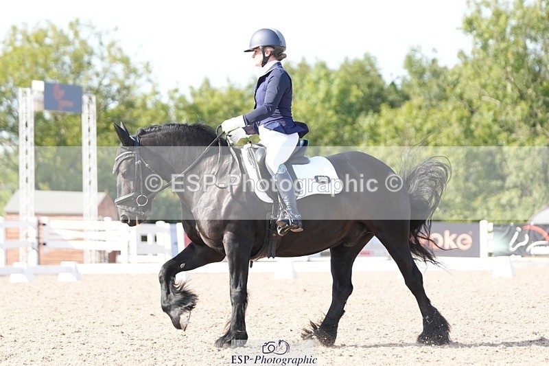 250817-163338-11730 - 188-Marina.GreenawayHynholme.Gladiator
