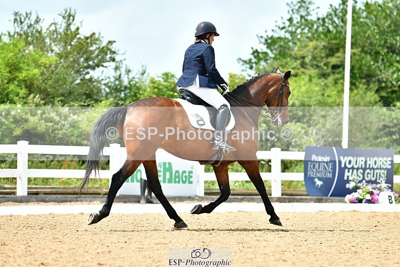 230702A-143306-10700 - Cls 32 Medium 73