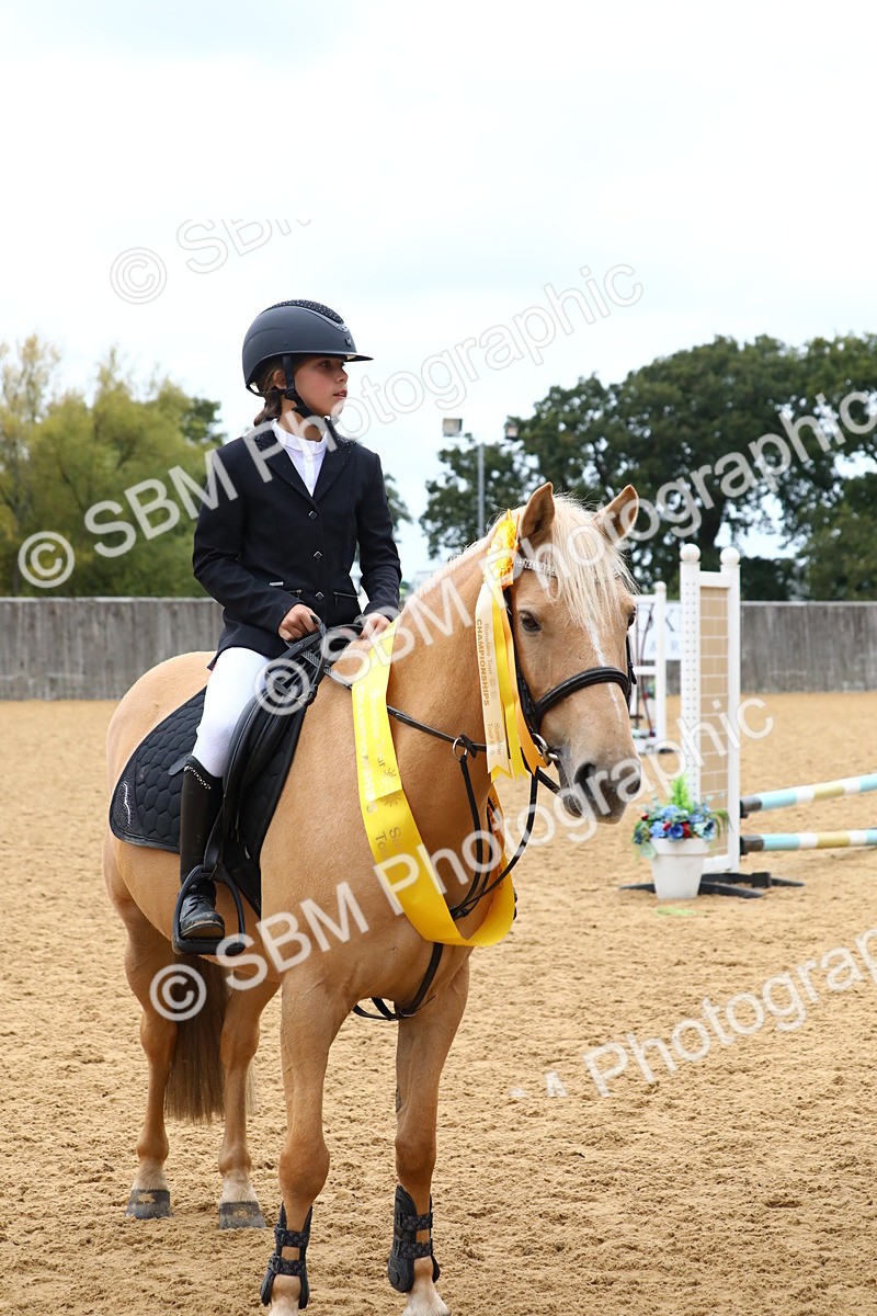SBM_64049 - J65 - Junior pony 70cm Championship