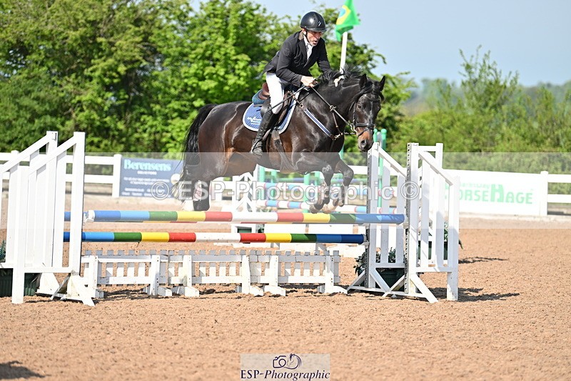 240509A-095302-00274 - Cls 1 British Novice and 90cm Open