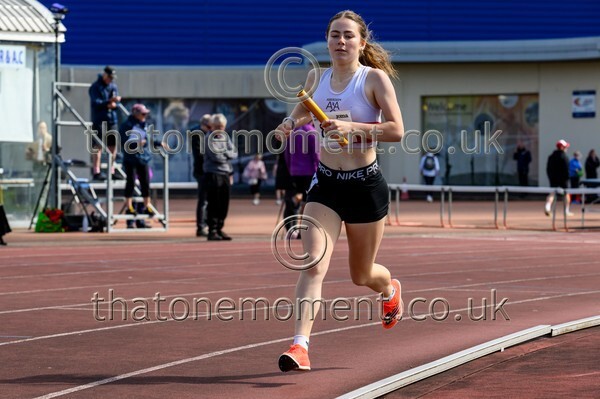 Relays26-914131 - Female Set One