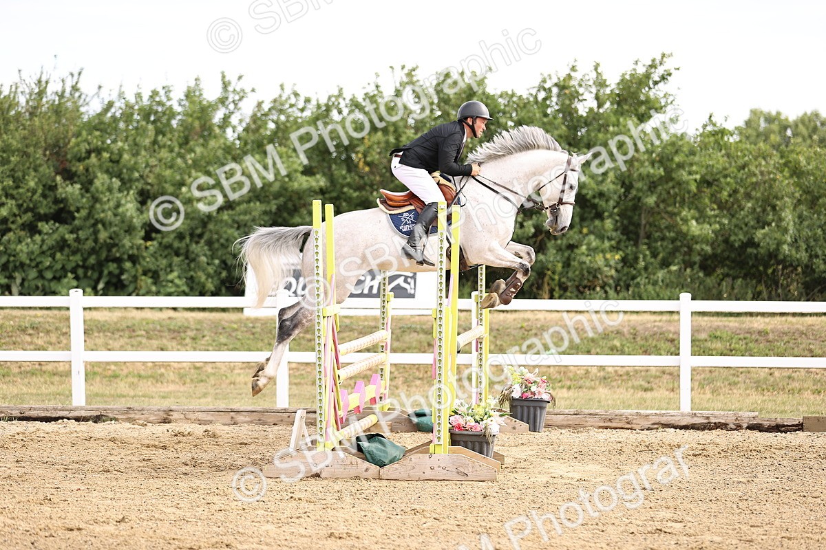 SBM_009339 - Class 7 - Senior Discovery - 1.00m Open