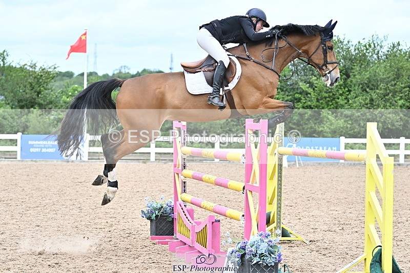 240523A-135754-01975 - Cls 5 National 1.30m