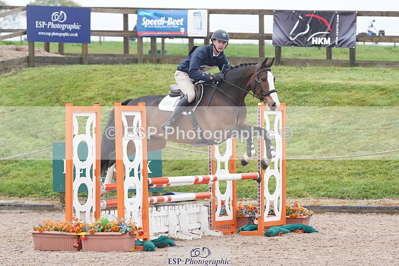 250419-100000-07886 - 425-Ollie.Martin-MIH.POP.SOCKS