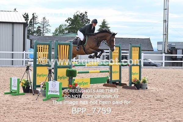 BPP_7759 - CLASS 16 FRI GFS Saddles Senior Newcomers/1.10m Open