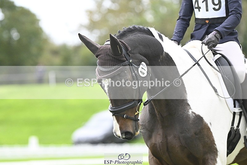 251023A-120424-03997 - F-419-Helen.du.Heaume