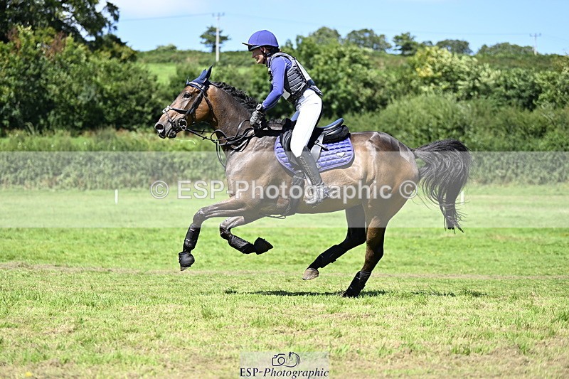 240811A-141007-04479 - 152-