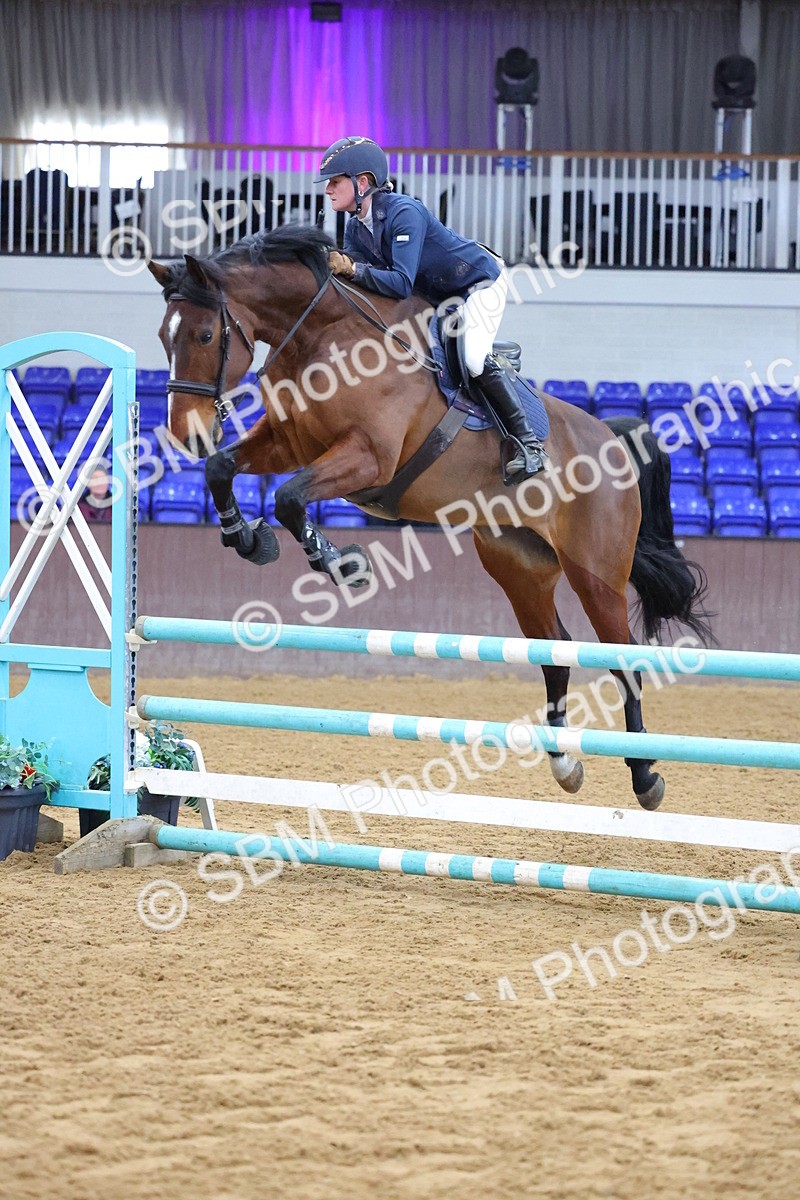 SBM_010071 - Class 21 - Nupafeed Supplements Senior Discovery/ 1m Open - First Round (1.00m)