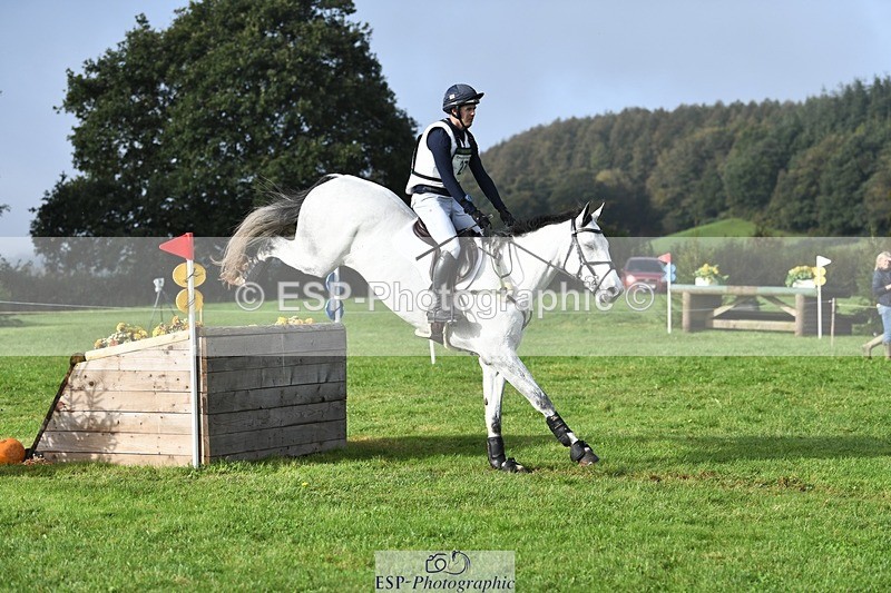 231020-105122-05998 - 027-IE.MR.MCGREGOR-Will.Furlong-XC