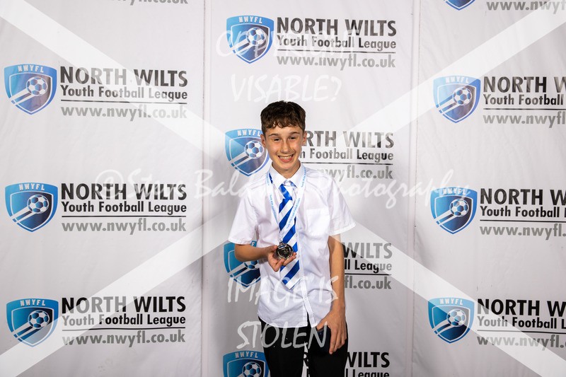 1DX30535 - Div 2 Wroughton Youth Hurricanes