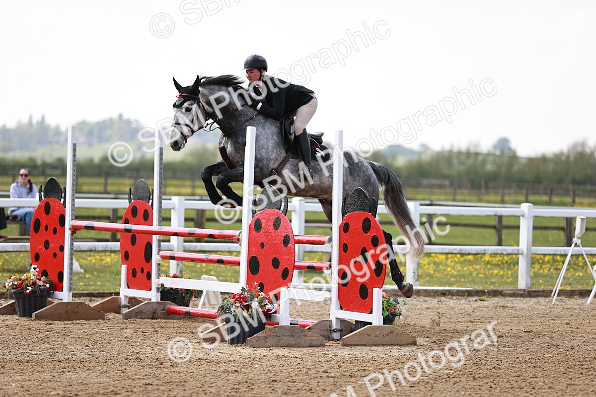  - Class 24 - Senior Newcomers - 1.10m