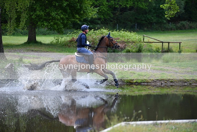 WJ5_5124 - Time 12:04 to 13:05